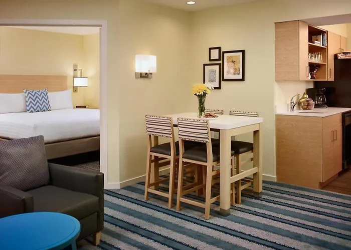 Sonesta Es Hotel 3*